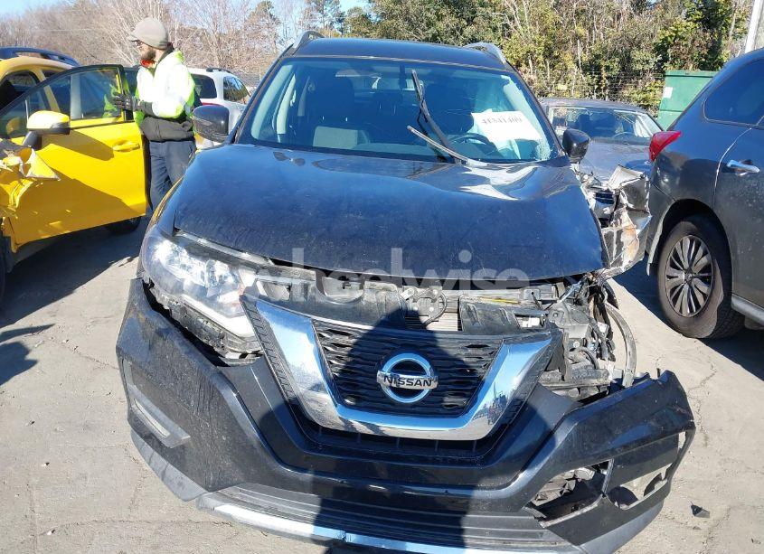 Photo 12 of 2017 Nissan Rogue SV (VIN JN8AT2MV4HW253137)