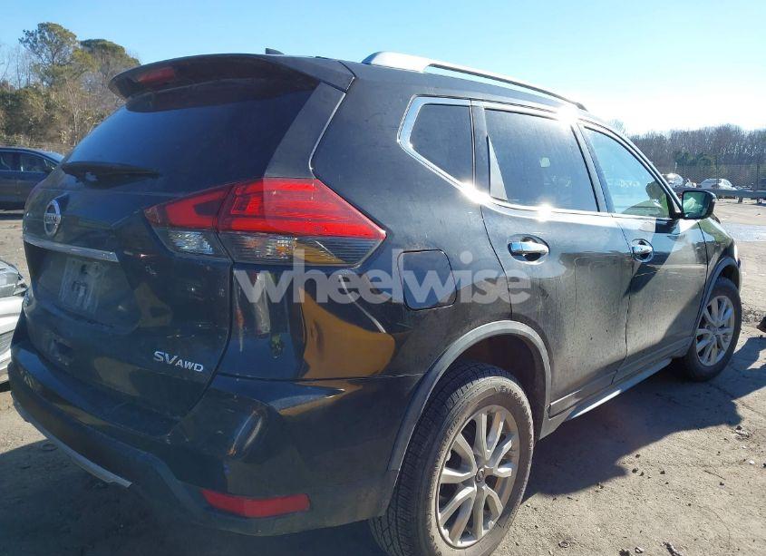 Photo 4 of 2017 Nissan Rogue SV (VIN JN8AT2MV4HW253137)