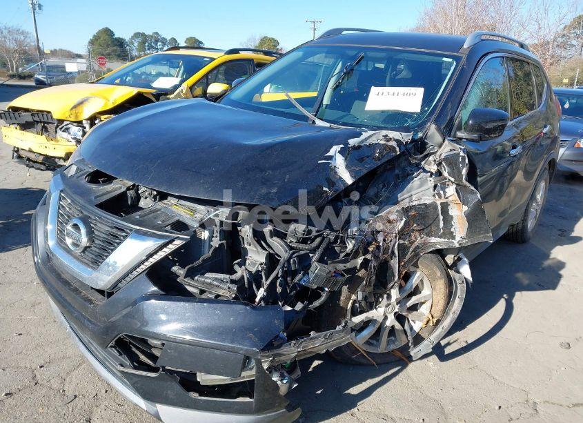 Photo 6 of 2017 Nissan Rogue SV (VIN JN8AT2MV4HW253137)