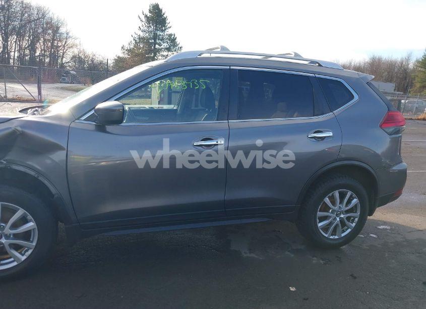 Photo 14 of 2017 Nissan Rogue SV (VIN JN8AT2MV4HW254739)