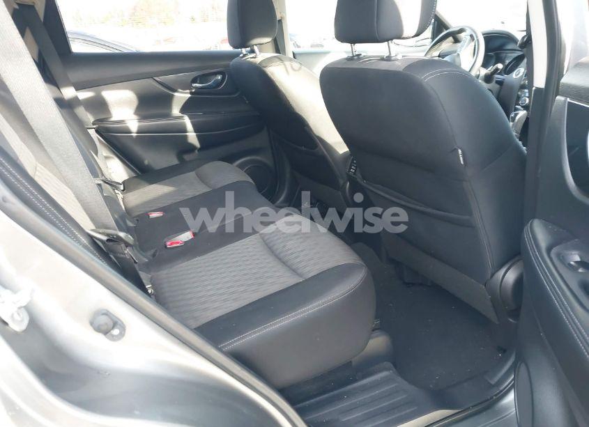 Photo 8 of 2017 Nissan Rogue SV (VIN JN8AT2MV4HW254739)