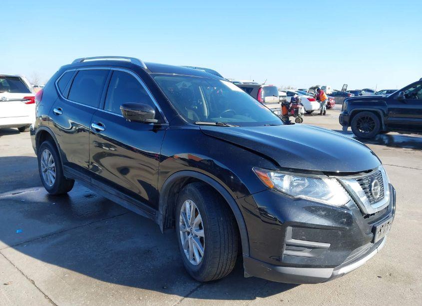 2018 Nissan Rogue SV (VIN JN8AT2MV4JW301595) main photo