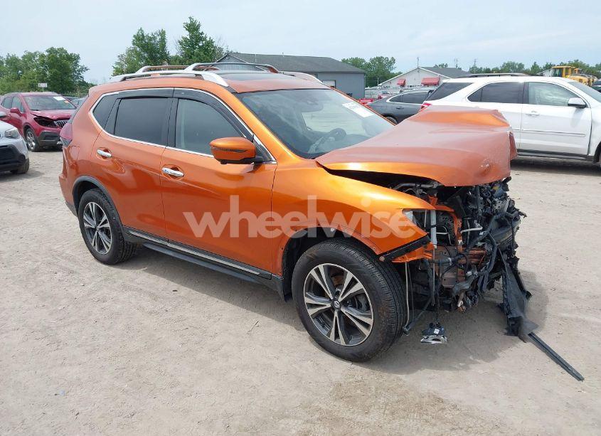 2018 Nissan Rogue SL (VIN JN8AT2MV4JW306053) main photo