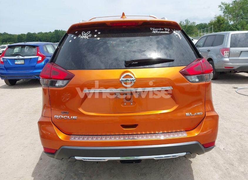 Photo 16 of 2018 Nissan Rogue SL (VIN JN8AT2MV4JW306053)