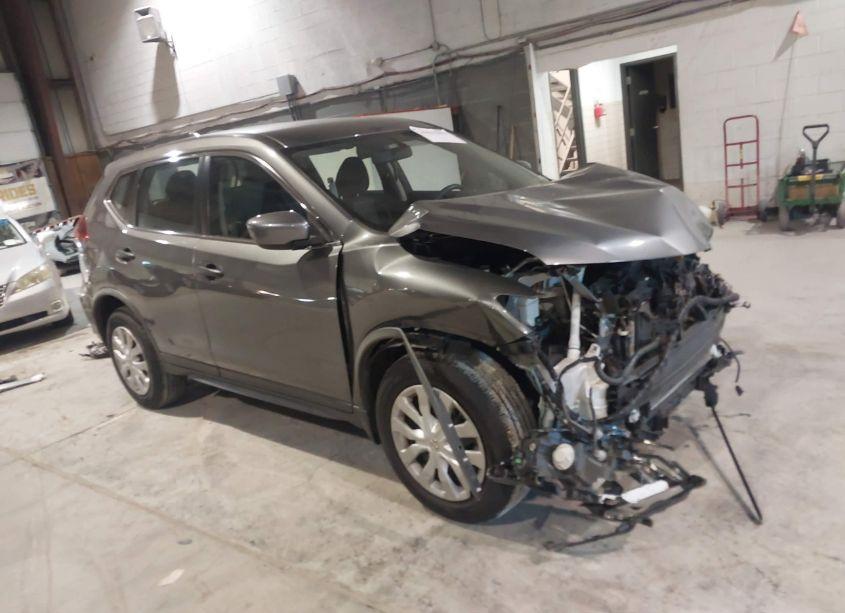 2018 Nissan Rogue S (VIN JN8AT2MV4JW314816) main photo