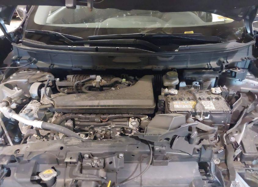 Photo 10 of 2018 Nissan Rogue S (VIN JN8AT2MV4JW314816)