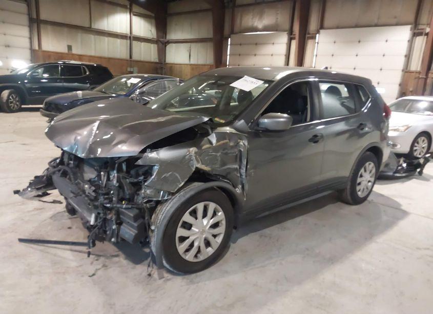 Photo 2 of 2018 Nissan Rogue S (VIN JN8AT2MV4JW314816)