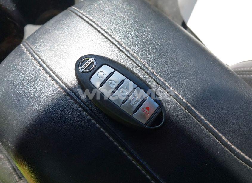 Photo 11 of 2018 Nissan Rogue SL (VIN JN8AT2MV4JW315996)