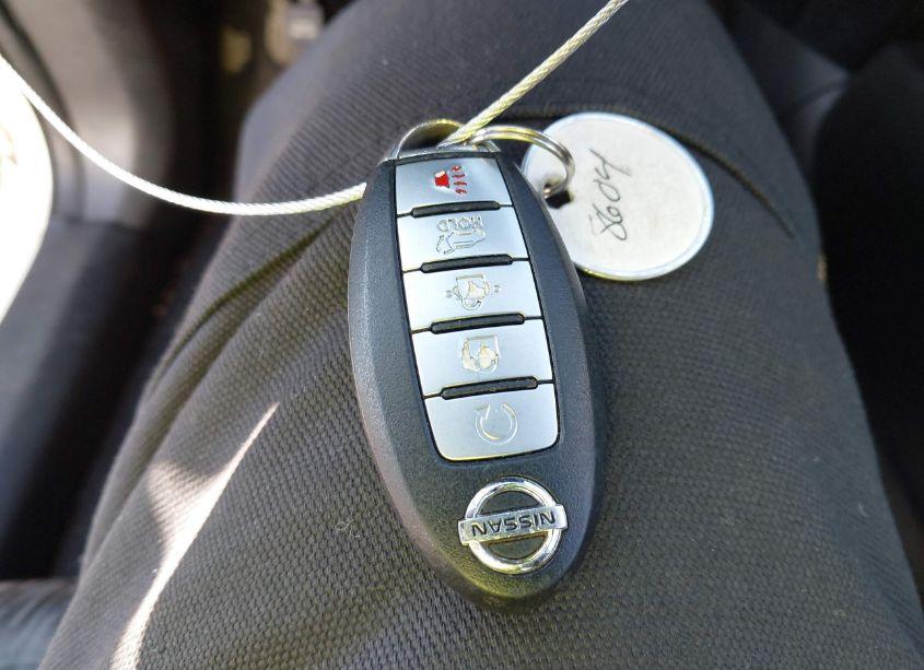 Photo 11 of 2018 Nissan Rogue SV (VIN JN8AT2MV4JW319952)