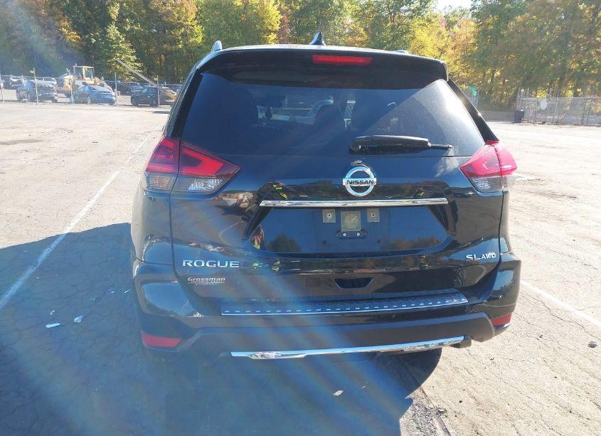 Photo 17 of 2018 Nissan Rogue SL (VIN JN8AT2MV4JW341675)
