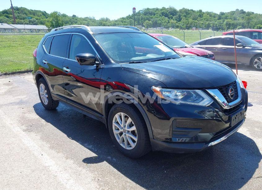 2018 Nissan Rogue SV (VIN JN8AT2MV4JW343152) main photo