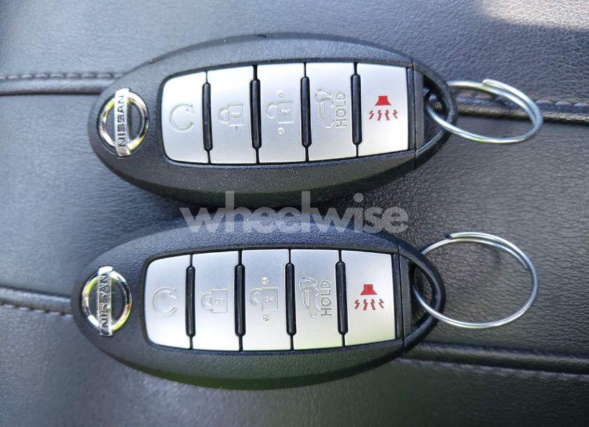 Photo 11 of 2018 Nissan Rogue SV (VIN JN8AT2MV4JW343152)