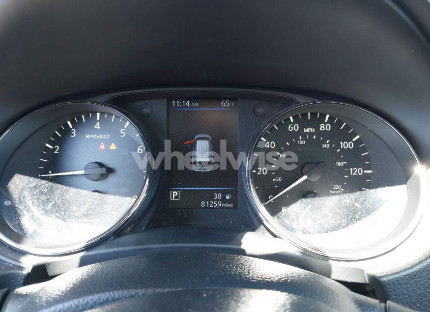 Photo 7 of 2018 Nissan Rogue SV (VIN JN8AT2MV4JW343152)