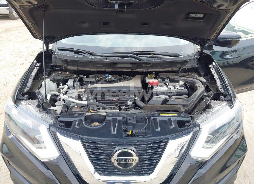 Photo 10 of 2018 Nissan Rogue SV (VIN JN8AT2MV4JW344611)