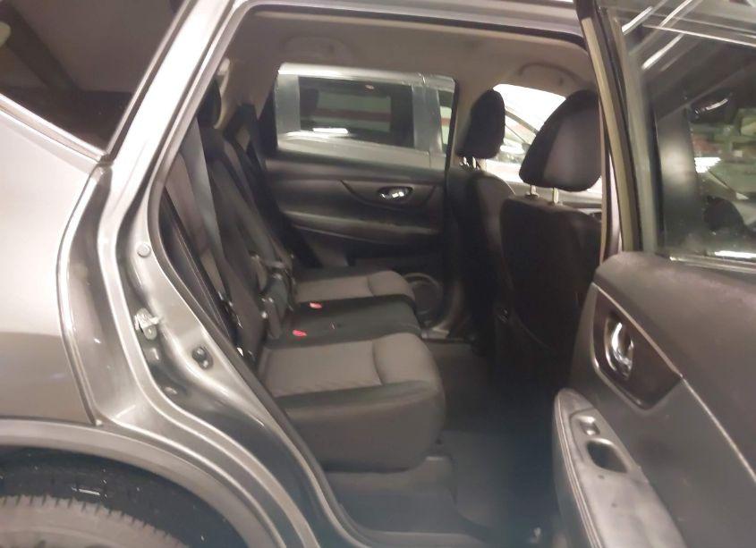 Photo 8 of 2018 Nissan Rogue SV (VIN JN8AT2MV4JW346326)