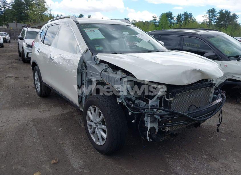 2019 Nissan Rogue SV (VIN JN8AT2MV4KW372524) main photo