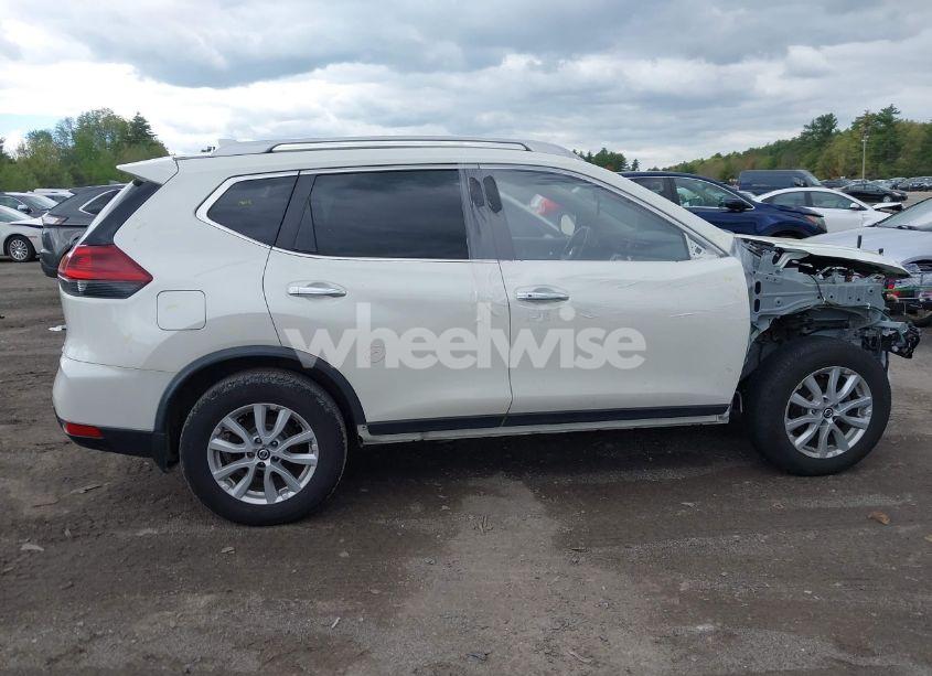 Photo 14 of 2019 Nissan Rogue SV (VIN JN8AT2MV4KW372524)