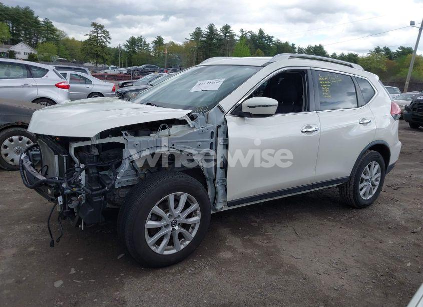 Photo 15 of 2019 Nissan Rogue SV (VIN JN8AT2MV4KW372524)