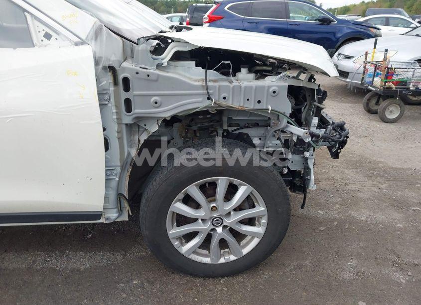 Photo 19 of 2019 Nissan Rogue SV (VIN JN8AT2MV4KW372524)