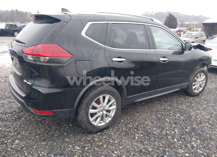 Photo 4 of 2020 Nissan Rogue SV INTELLIGENT AWD (VIN JN8AT2MV4LW103571)