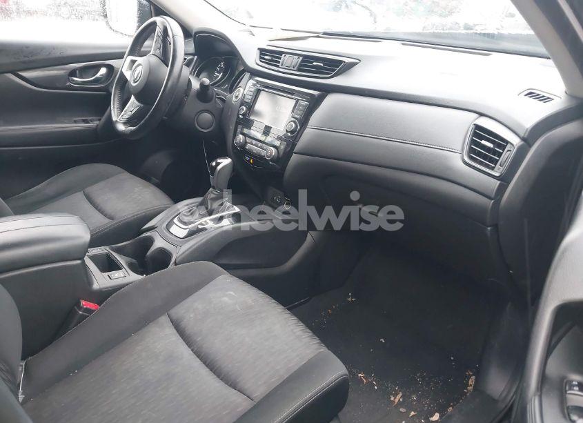 Photo 5 of 2020 Nissan Rogue SV INTELLIGENT AWD (VIN JN8AT2MV4LW103571)