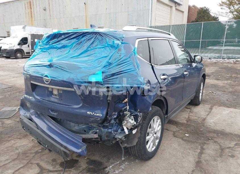 Photo 4 of 2020 Nissan Rogue SV INTELLIGENT AWD (VIN JN8AT2MV4LW104378)