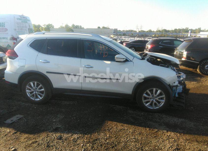 Photo 13 of 2020 Nissan Rogue SV INTELLIGENT AWD (VIN JN8AT2MV4LW110486)