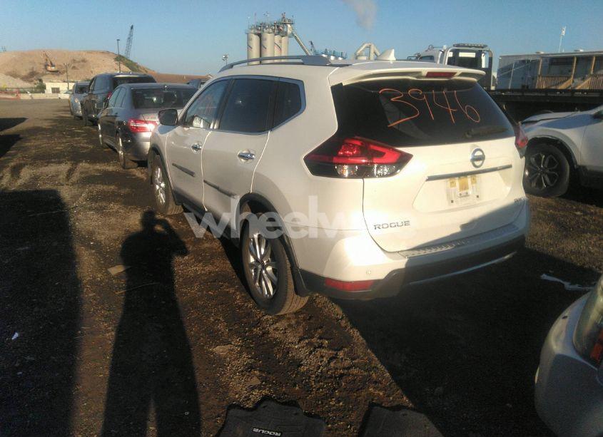Photo 3 of 2020 Nissan Rogue SV INTELLIGENT AWD (VIN JN8AT2MV4LW110486)