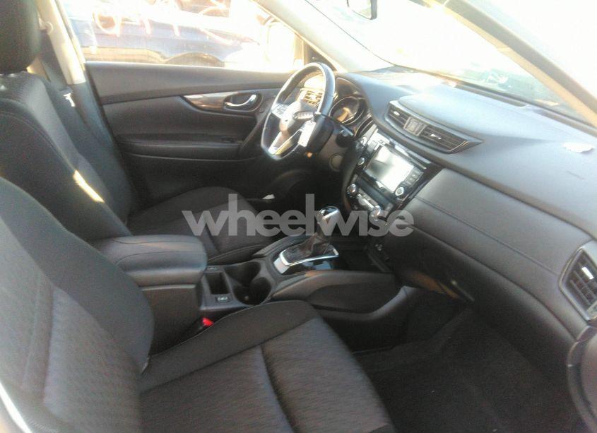 Photo 5 of 2020 Nissan Rogue SV INTELLIGENT AWD (VIN JN8AT2MV4LW110486)