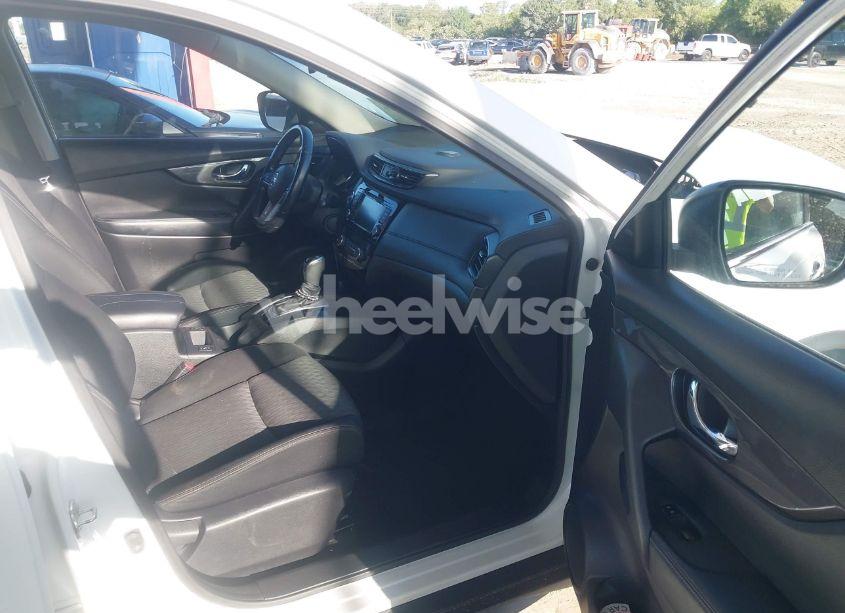 Photo 5 of 2020 Nissan Rogue SV INTELLIGENT AWD (VIN JN8AT2MV4LW112285)