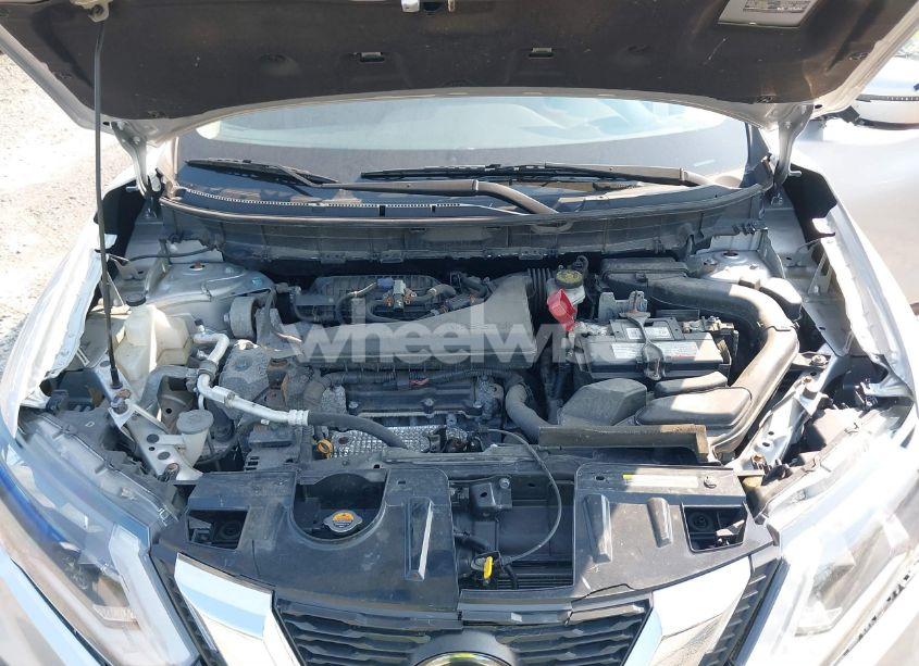 Photo 10 of 2020 Nissan Rogue SV INTELLIGENT AWD (VIN JN8AT2MV4LW112853)
