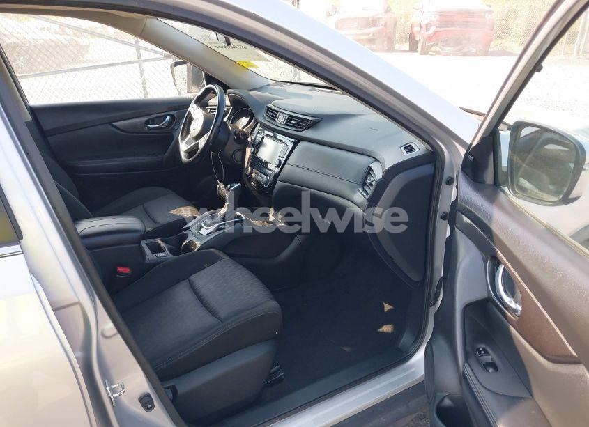 Photo 5 of 2020 Nissan Rogue SV INTELLIGENT AWD (VIN JN8AT2MV4LW112853)