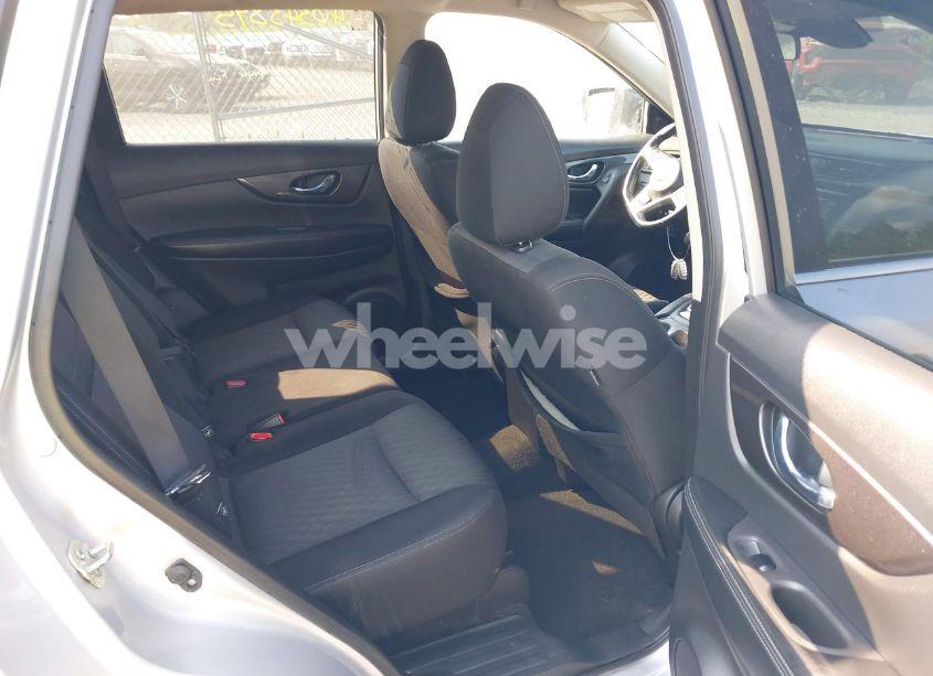 Photo 8 of 2020 Nissan Rogue SV INTELLIGENT AWD (VIN JN8AT2MV4LW112853)