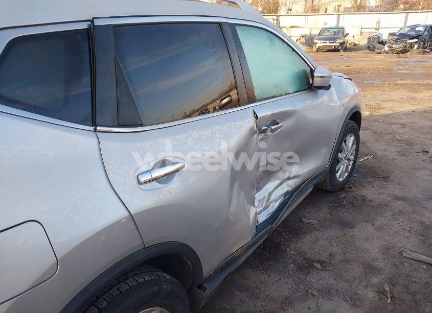 Photo 6 of 2020 Nissan Rogue SV INTELLIGENT AWD (VIN JN8AT2MV4LW139762)