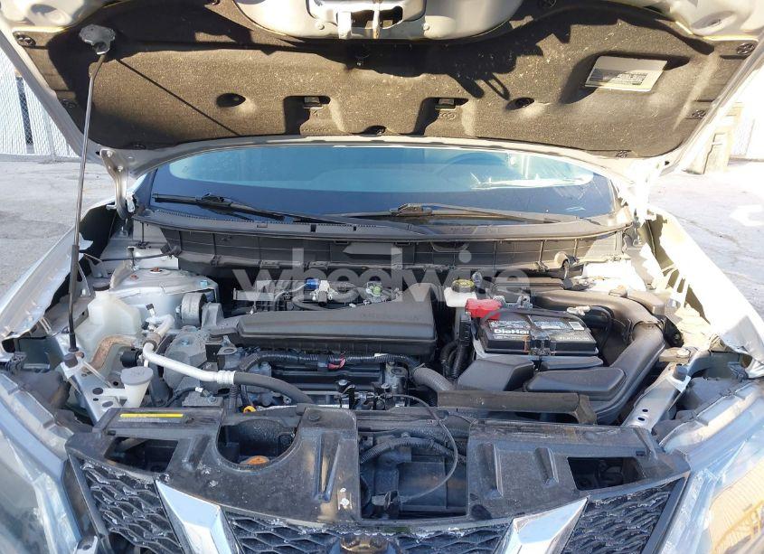 Photo 10 of 2016 Nissan Rogue S (VIN JN8AT2MV5GW133412)