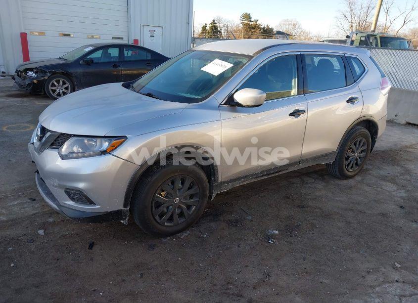Photo 2 of 2016 Nissan Rogue S (VIN JN8AT2MV5GW133412)