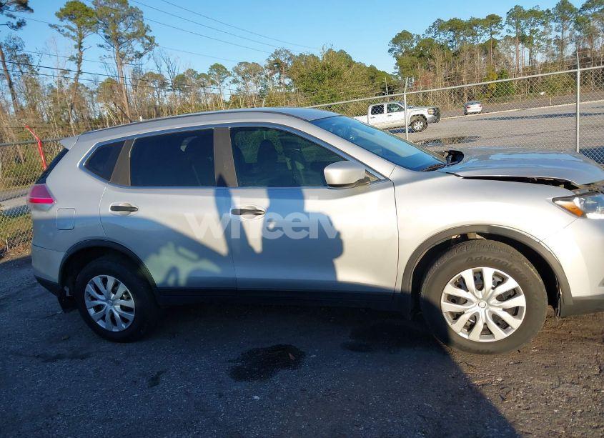 Photo 13 of 2016 Nissan Rogue S (VIN JN8AT2MV5GW143387)