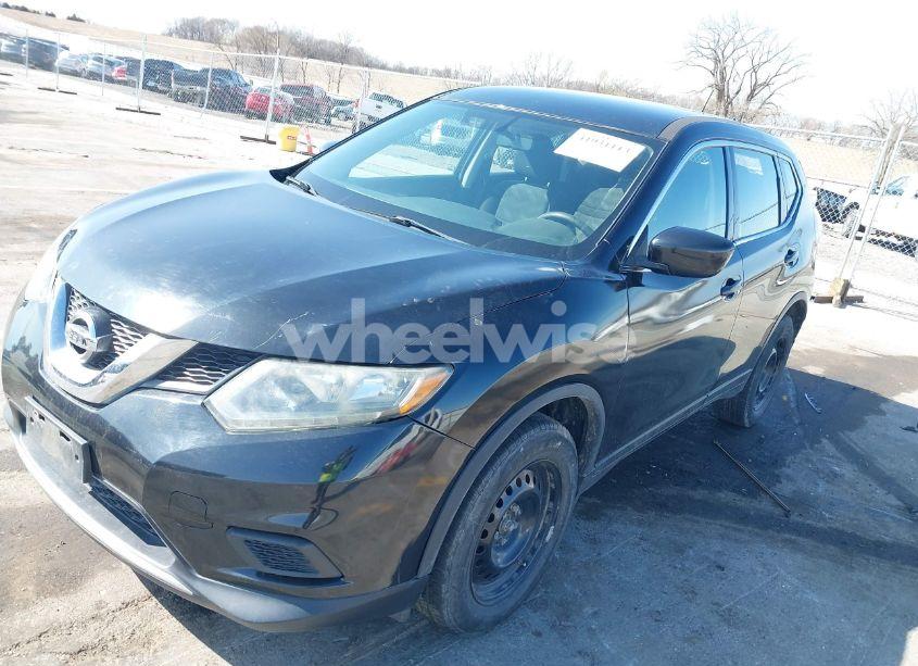 Photo 2 of 2016 Nissan Rogue S (VIN JN8AT2MV5GW143468)