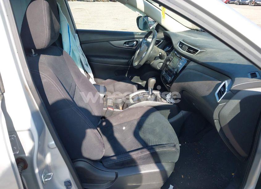 Photo 5 of 2016 Nissan Rogue SV (VIN JN8AT2MV5GW146483)