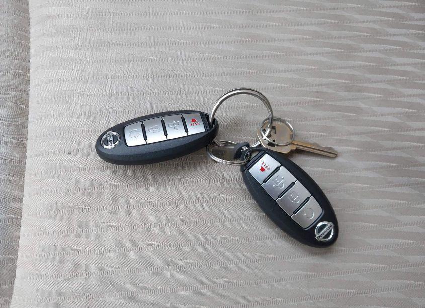 Photo 11 of 2017 Nissan Rogue SV (VIN JN8AT2MV5HW003325)