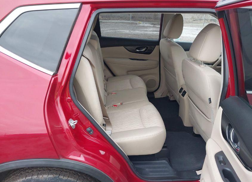 Photo 8 of 2017 Nissan Rogue SV (VIN JN8AT2MV5HW003325)