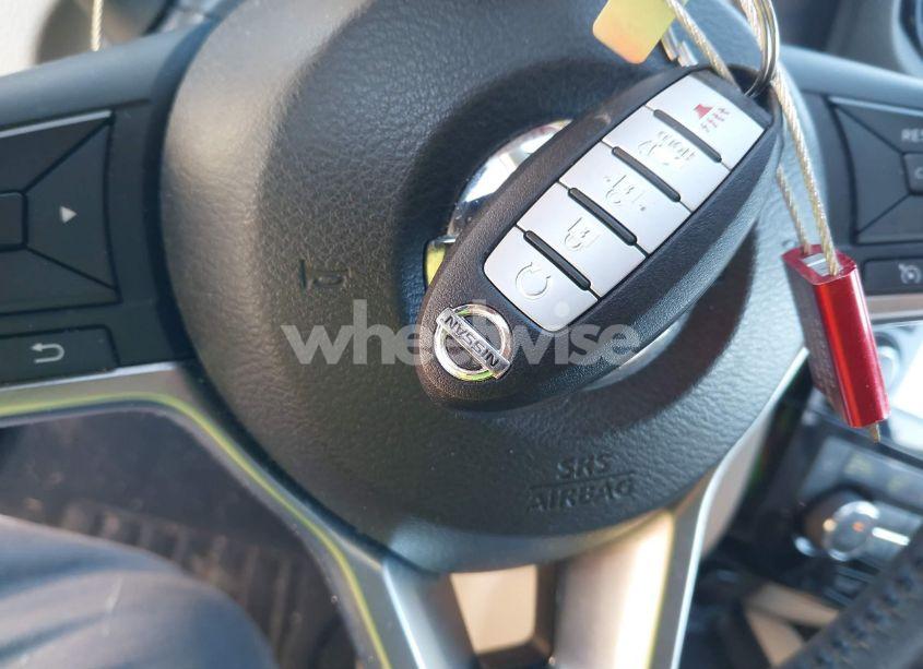 Photo 11 of 2017 Nissan Rogue SL (VIN JN8AT2MV5HW007004)