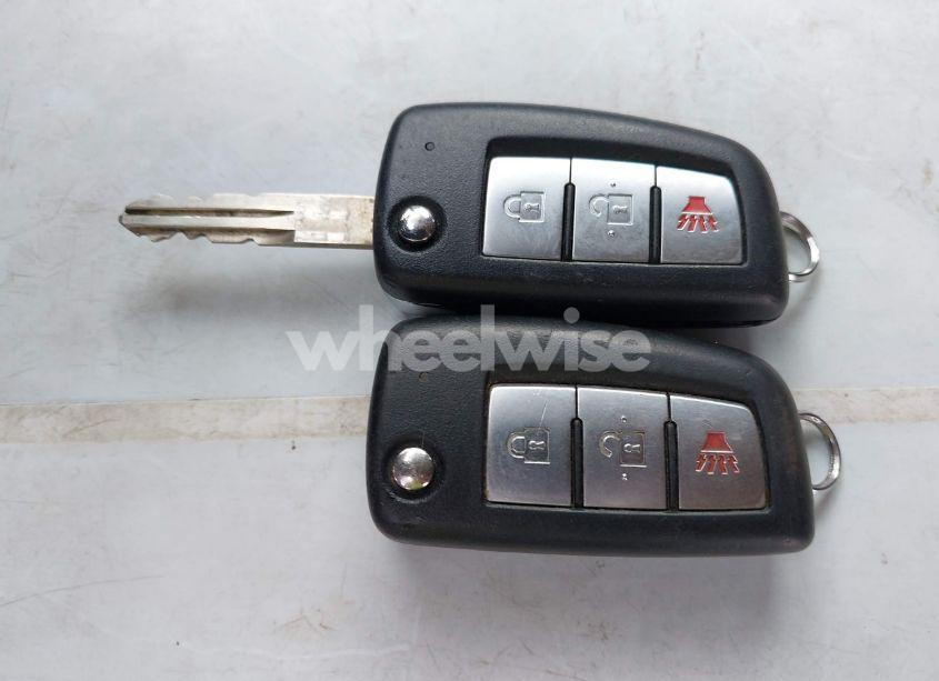 Photo 11 of 2017 Nissan Rogue S (VIN JN8AT2MV5HW008931)