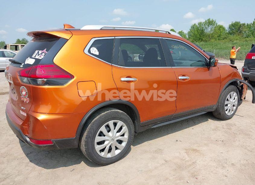 Photo 4 of 2017 Nissan Rogue S (VIN JN8AT2MV5HW008931)