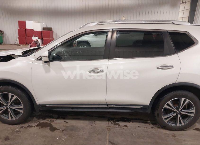 Photo 14 of 2017 Nissan Rogue SL (VIN JN8AT2MV5HW009156)