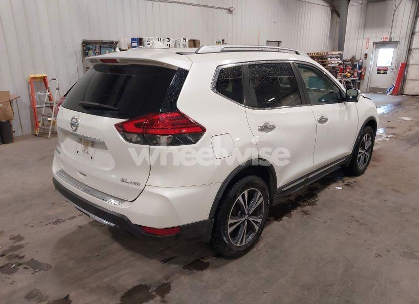 Photo 4 of 2017 Nissan Rogue SL (VIN JN8AT2MV5HW009156)