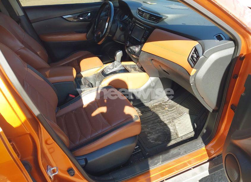 Photo 5 of 2017 Nissan Rogue SL (VIN JN8AT2MV5HW018939)