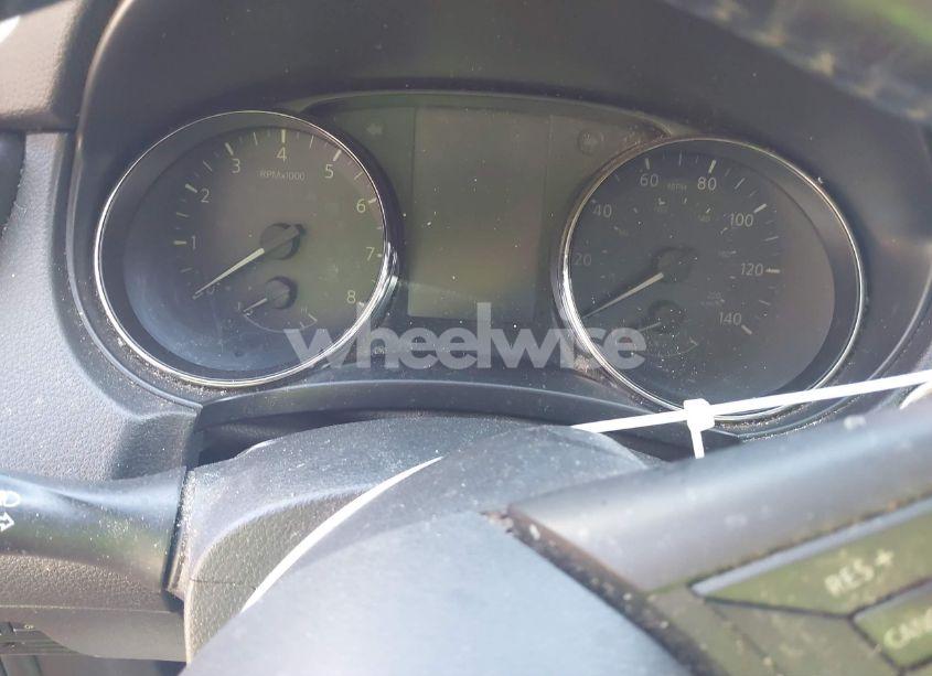 Photo 7 of 2017 Nissan Rogue SL (VIN JN8AT2MV5HW018939)