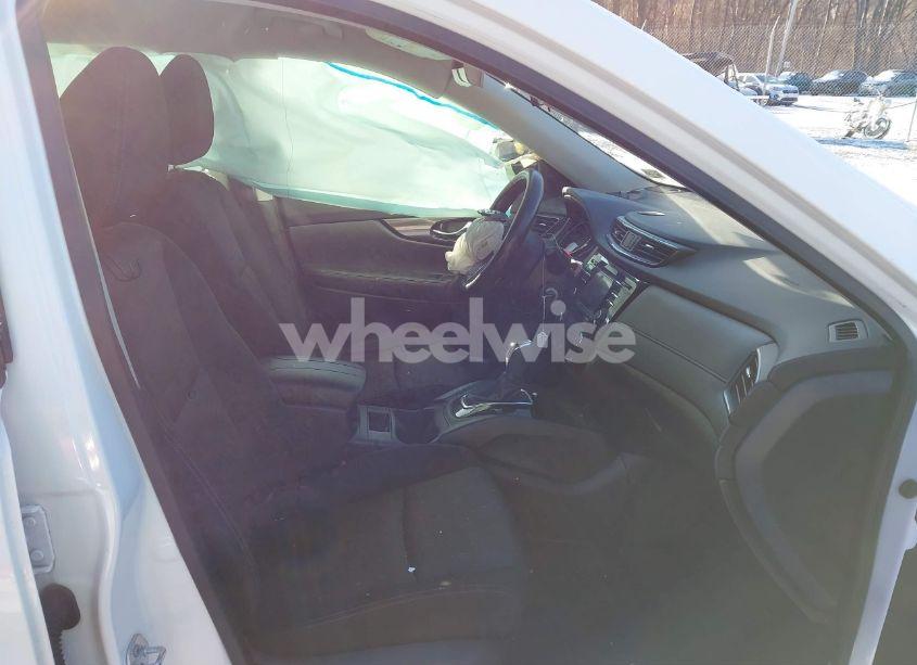 Photo 5 of 2017 Nissan Rogue S (VIN JN8AT2MV5HW025566)