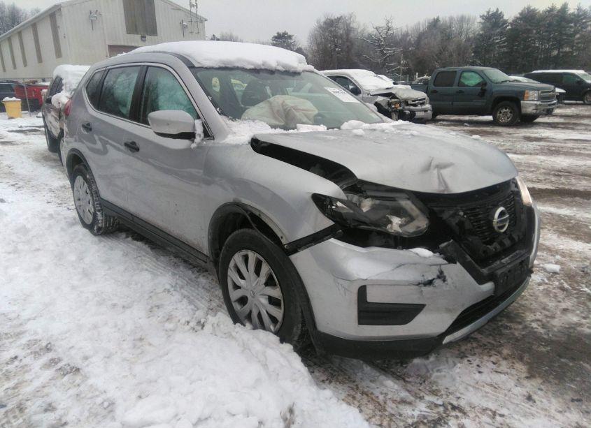 2017 Nissan Rogue S (VIN JN8AT2MV5HW250473) main photo